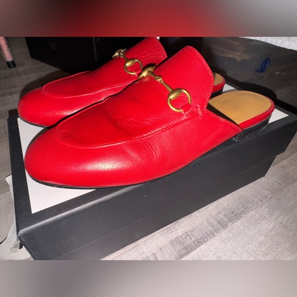 Authentic Gucci Princetown slides - Picture 2 of 5